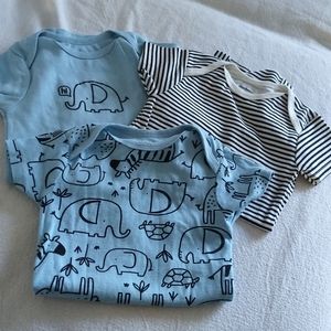Gerber onesie set